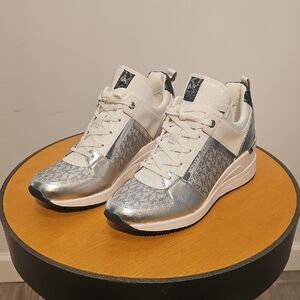 Michael Kors Women's Sneakers in Silver and White